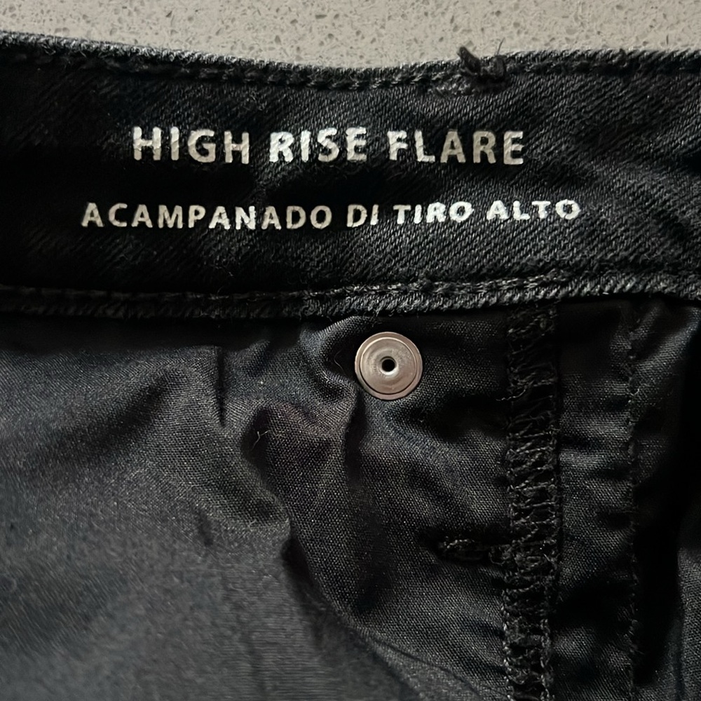 Universal Thread high rise flare button fly jeans. - Picture 9 of 10